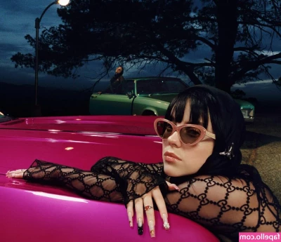 Billie Eilish [ billie-eilish ] - Im going to a sex club tonight!! Tip me $15 if you'd like me to send