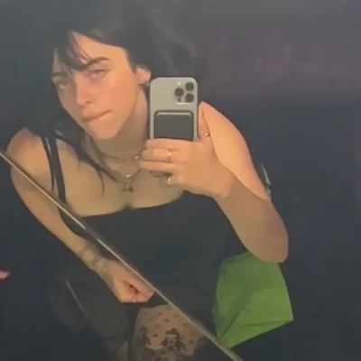 Billie Eilish [ billie-eilish ] - Best position ever 🥵 ...check your inbox for more 😈