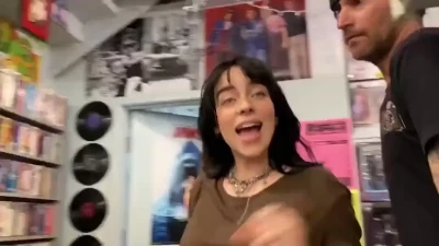 Billie Eilish [ billie-eilish ] - Good moanin 😘 Stream time! Heatherbbylive.com