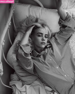 Billie Eilish [ billie-eilish ] - today was a huge anxiety day for me, so enjoy this video of me just