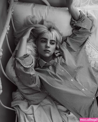 Billie Eilish [ billie-eilish ] - Qui s occupe de moi dans cette tenue