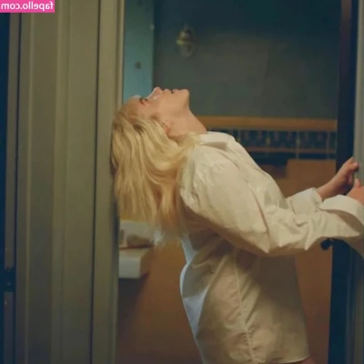 Billie Eilish [ billie-eilish ] - ❤️ I WANNA MAKE YOU HAPPY AND HORNYYY ❤️  I think it's time