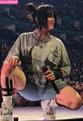 Billie Eilish [ billie-eilish ] - Look back at it 🍑