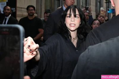 Billie Eilish [ billie-eilish ] - Hello, everyone! Just a little heads up to everyone following me that