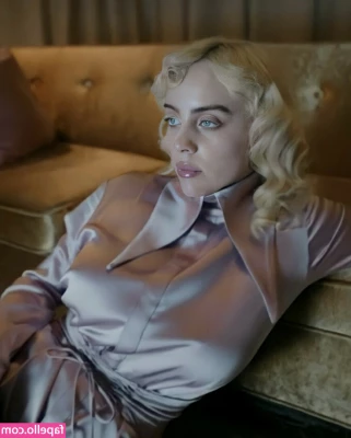 Billie Eilish [ billie-eilish ] - HOT AND HORNY 20yr old ready to please you in every way possible 