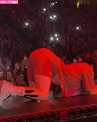 Billie Eilish [ billie-eilish ] - Fucking my fleshlight 🍆 clips
