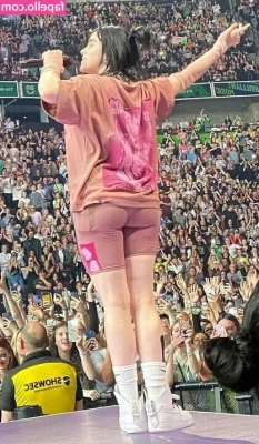 Billie Eilish [ billie-eilish ] - ATTENTION!! All my subs that have rebill on are going to receive a