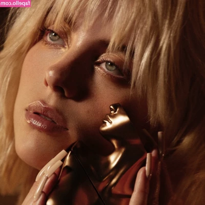 Billie Eilish [ billie-eilish ] - I need y all to get active   tip and spend money on me