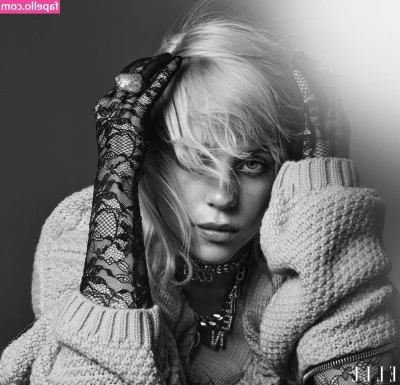 Billie Eilish [ billie-eilish ] - Casual day at home