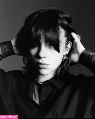 Billie Eilish [ billie-eilish ] - Just call me suck machine I guess 🤣😜