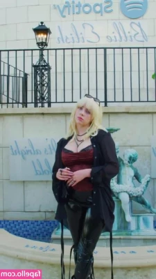 Billie Eilish [ billie-eilish ] - Should I do a live stream    If you chose yes comment what you want