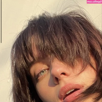Billie Eilish [ billie-eilish ] - mmmm... push it in 💦🍑