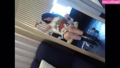 Billie Eilish [ billie-eilish ] - New vid n pics tomorrow and the secret