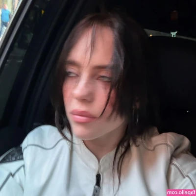 Billie Eilish [ billie-eilish ] - miami’s going into lockdown again smh 🤦🏻‍♀️ at least