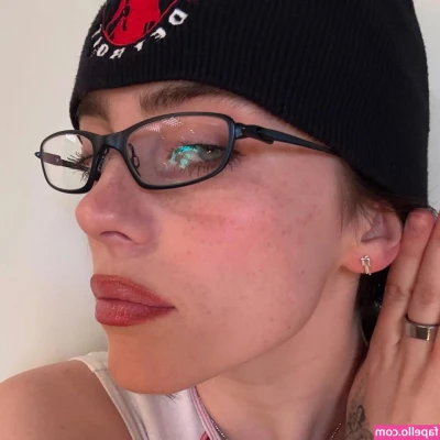 Billie Eilish [ billie-eilish ] - Happy Saturday, want some breakfast? 😛😛😛😛