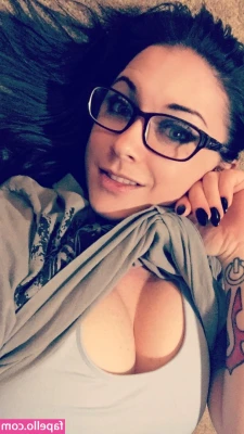 Sexy_Aymee [ sexy-aymee ] - Suck me , Daddy 🤤