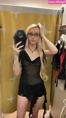 Kirsten Kaye [ kirsten-kaye ] - I know how to get your attention, by wearing this around your house.