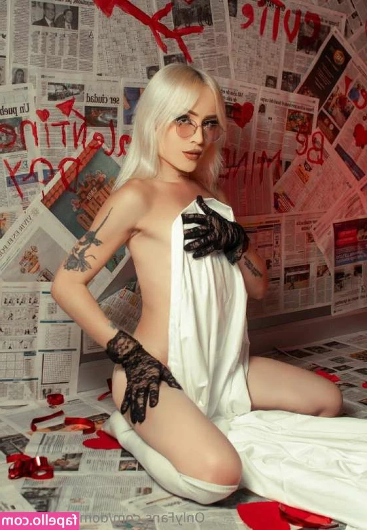 Domina Diosa [ domina-diosa ] - Tesori stasera mi farò la ceretta a casa😰 quindi farò stasera o