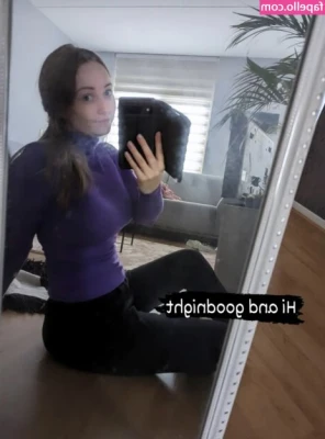 lauraa - Daddy   your sweet girl s  petitshantelle   holes is waiting for your