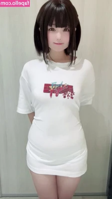 Neneko - You know what? Today is a great day to crush you under my ass hehe