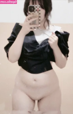 BunnieRennie - Who wants some fun