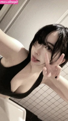 BunnieRennie - Hi guys 😈
