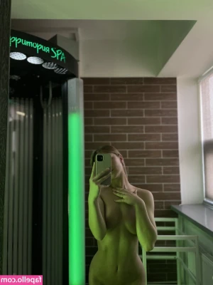 elizavettka - Absolutely loving this dildo! I thought I would do something a bit