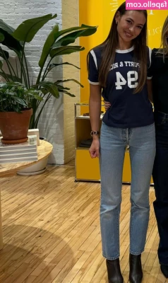 Emily Oberg [ emily-oberg ] - Would you like to have 2 of me? 💕💕