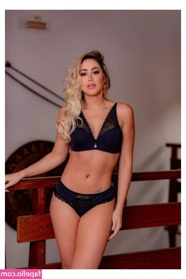 Carol Narizinho [ carol-narizinho ] - she kept edging me and teasing me while she was eating me out and it