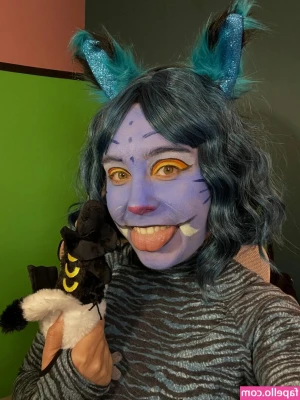 Ellen Rose [ ellen-rose-1 ] - Would you want to see more cosplay?😚😚