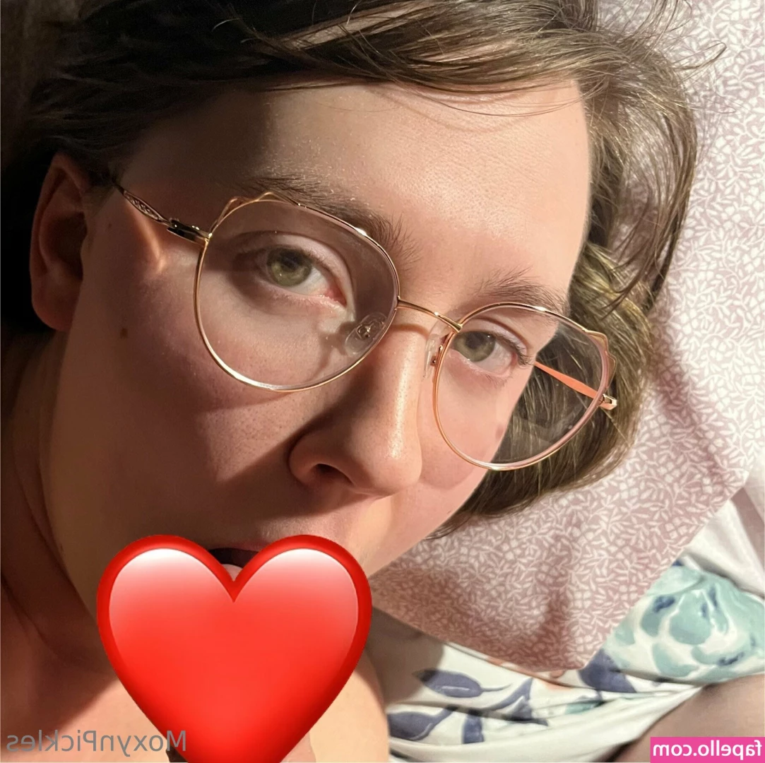 moxynpickles - New interesting toy