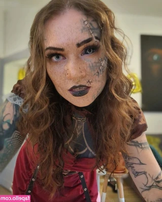 Baleathescarleg - Ahegao & boobies 💛💛