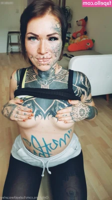 Baleathescarleg - I got my nipples pierced ✨😊