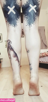 Baleathescarleg - The second one is me thinking if the pic would be good or not LOL