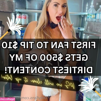 lunaskye9 [ lunaskye9-11 ] - ai vrea sa ma vezi asa prin casa  would you like to see me around the