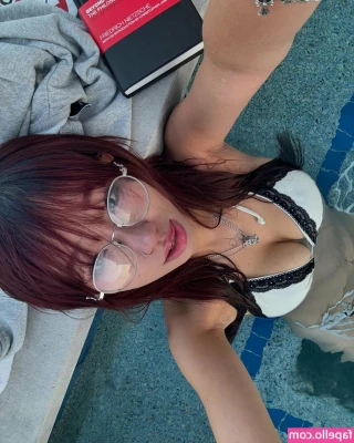 kayla.vy [ kayla-vy-2 ] - Who wants to see if they can take it all