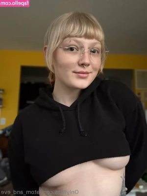 atom_and_eve [ atom-and-eve ] - I m gonna be taking some requests for strip videos today if you re