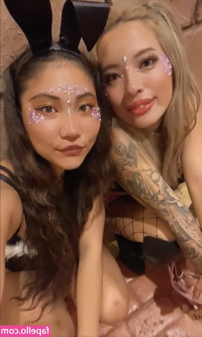 moomoo - Round 2 with the mega dildo coming your way 😈