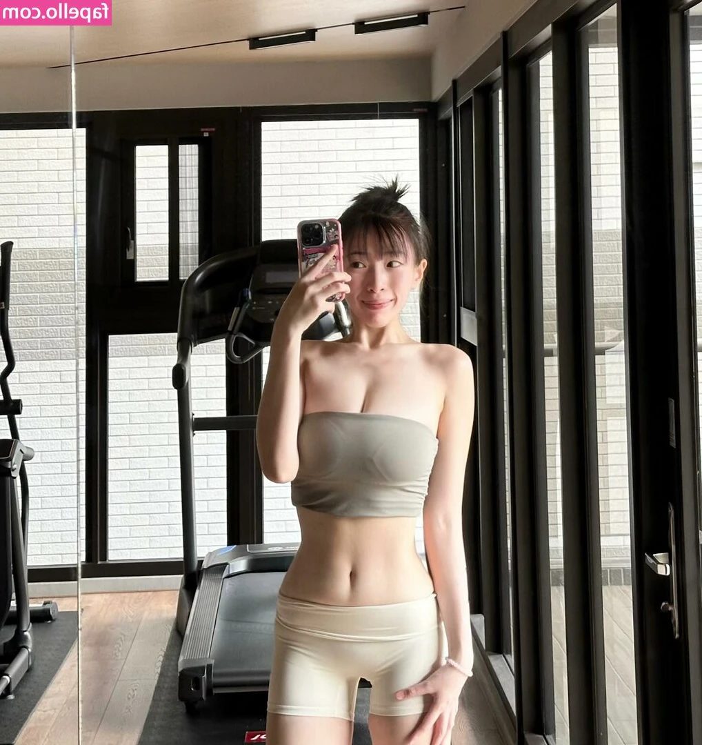 jtw_03317 [ jtw-03317 ] - How spicy are these pics?