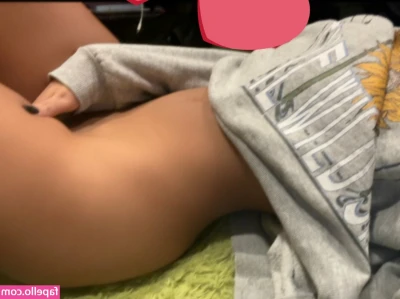 Teenigf - Join me in here..? 🚿🍆