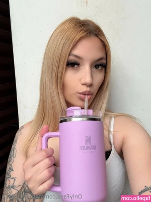 natalia.tsolakii [ natalia-tsolakii ] - pullin my panties to the side for yoü so yoü can slide in xoxo cum