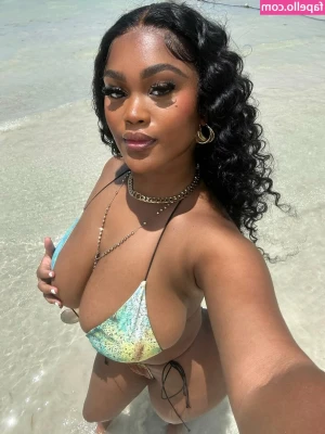 Medina Imani [ medina-imani ] - Ass ass ass
