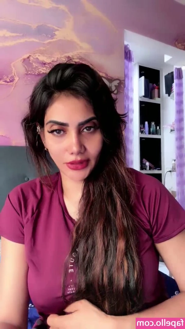 Priya Naidu [ priya-naidu ] - Getting spicy with my babygirl
