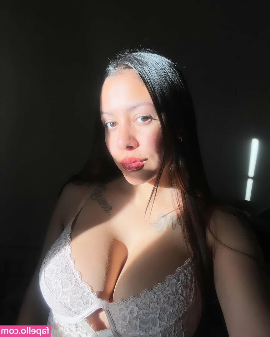 Mayra Lucero [ mayra-lucero ] - New session on the way  Stay tuned    Tip me if u want to see all