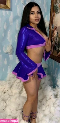 Babypeachami - Is it a good position to do some yoga