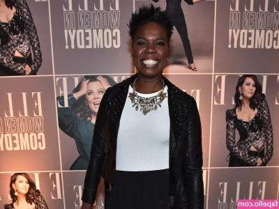 Leslie Jones [ leslie-jones ] - Can I strip for you daddy?