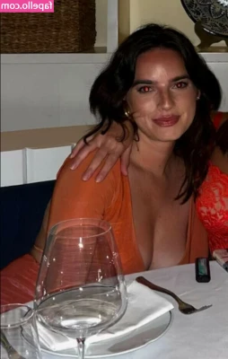 Natalie Noel [ natalie-noel-2 ] - How you doin papi? You wanna quarantine in this pussy? part 1