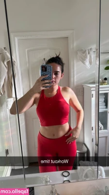 Natalie Noel [ natalie-noel-2 ] - Streaming live now on Chaturbate.com/akgingersnaps