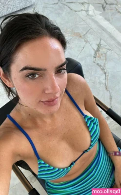 Natalie Noel [ natalie-noel-2 ] - Today I’m feeling bananas, banana ball that is.