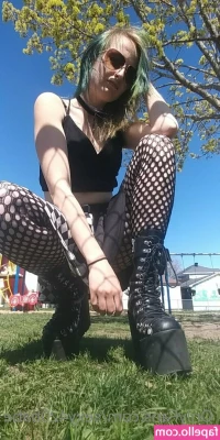 sexy420babe - Nasty things are happening in this room  stay tuned